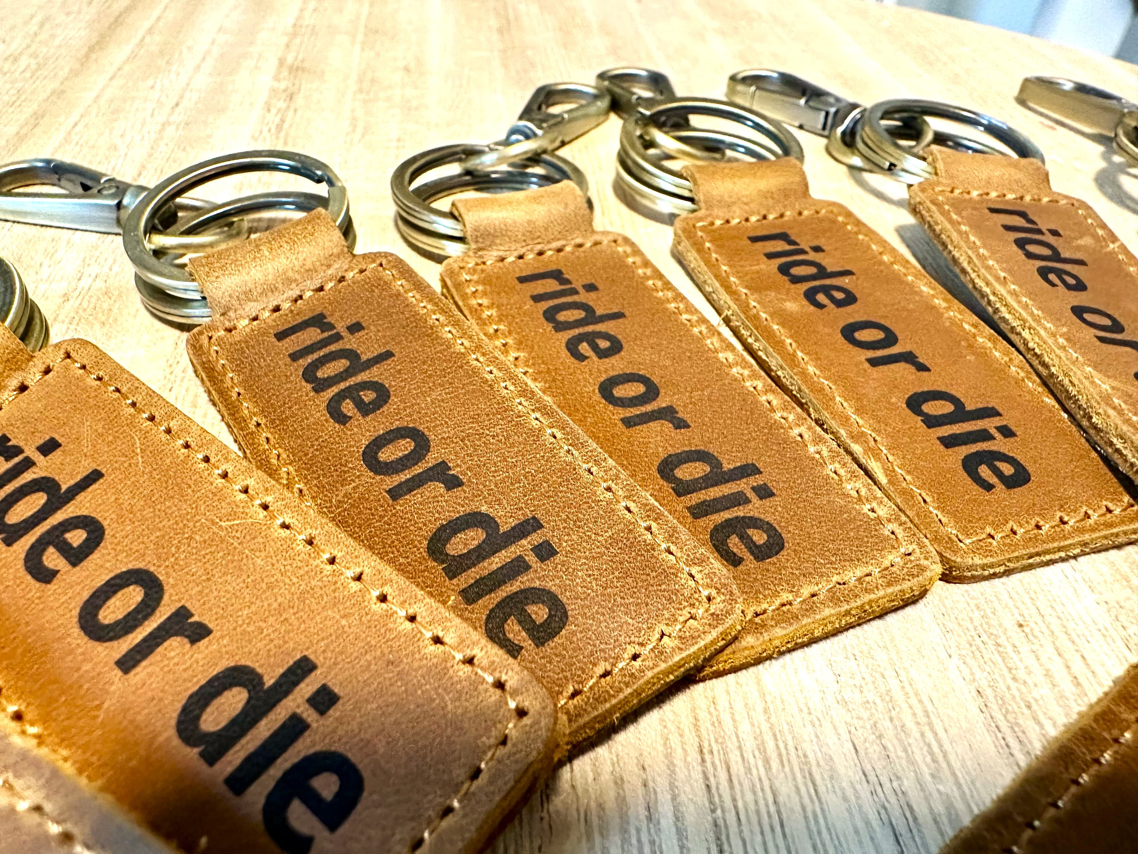 Leder Schlüsselanhänger Produktbild